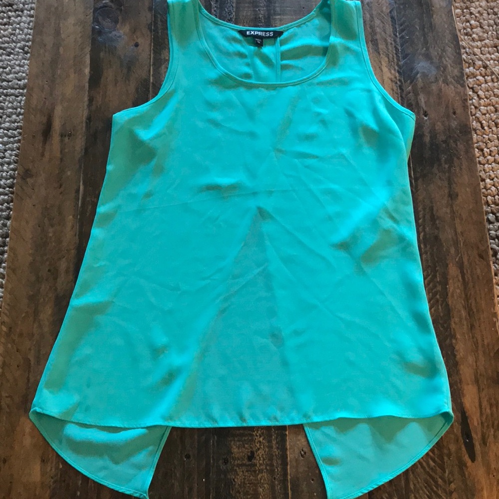 Sleeveless blouse